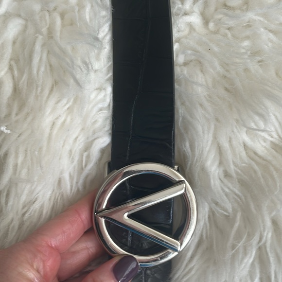 Valentino Crocodile V Logo Belt - Picture 8 of 11